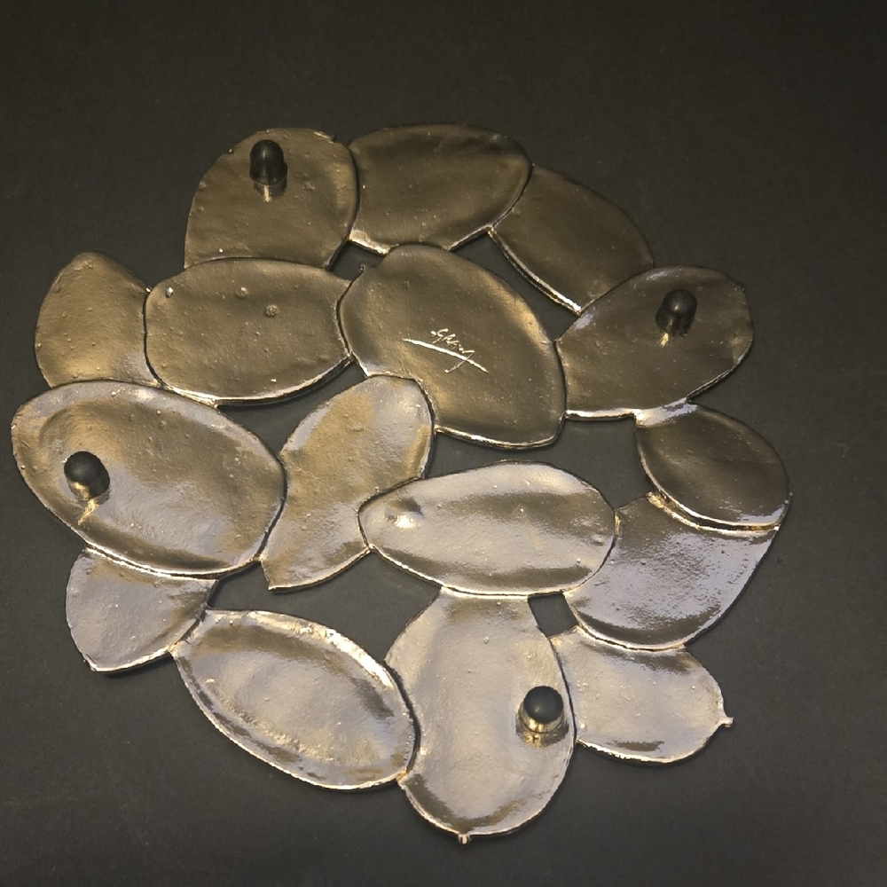 Michael Aram Silver Leaf Trivet - Picture 3 of 9